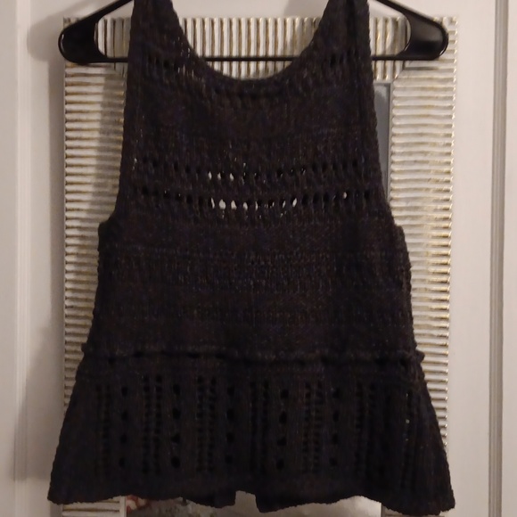 ❤️2 for $14❤️Aerie Washed Black Knit Sweater Vest Size Medium - Picture 4 of 4